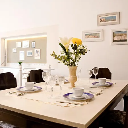 Lilian's House *